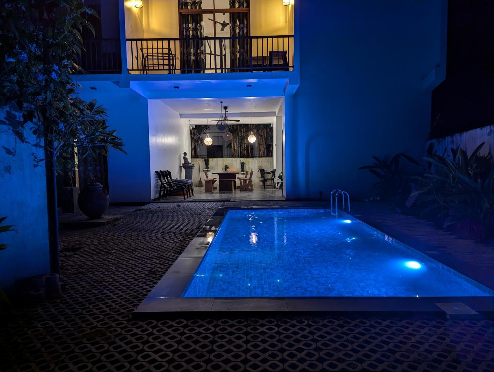 Surf N Summer Hikkaduwa Exterior photo